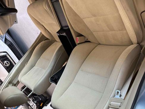 Used 2007 Honda Civic Hybrid Sedan image 21