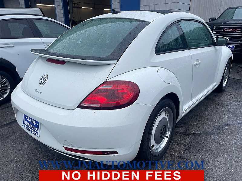 Used 2018 Volkswagen Beetle 2.0T Coast FWD image 3