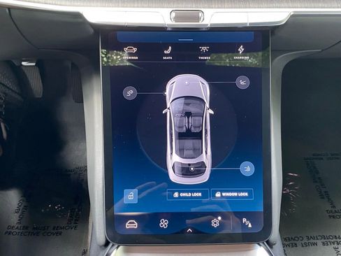 Used 2024 Lucid Air Pure RWD image 23