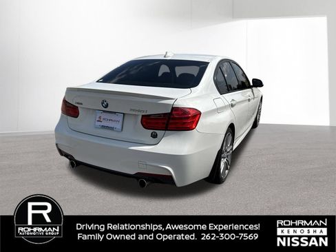 Used 2013 BMW 335i xDrive Sedan AWD/4WD image 9
