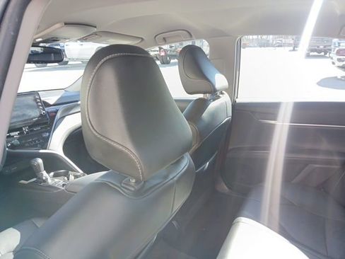 Used 2024 Toyota Camry XSE FWD image 9