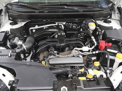 Certified 2026 Subaru Outback Premium AWD/4WD image 33