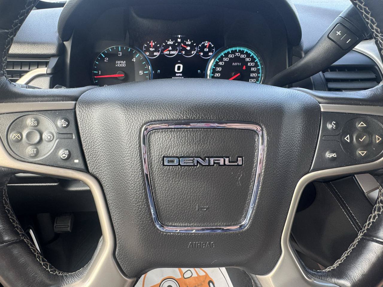 Used 2018 GMC Yukon Denali w/ Denali Ultimate Package AWD/4WD image 12