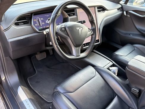 Used 2018 Tesla Model S 100D AWD/4WD image 10
