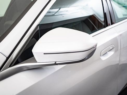 Certified 2025 BMW 530i xDrive image 16