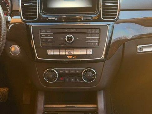 Used 2017 Mercedes-Benz GLE 350 GLE 350 4MATIC SUV w/ Premium 1 Package image 15