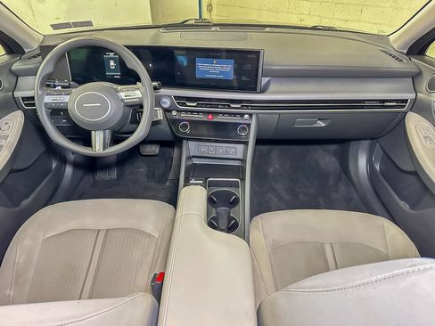 Used 2025 Hyundai Sonata SEL FWD image 26