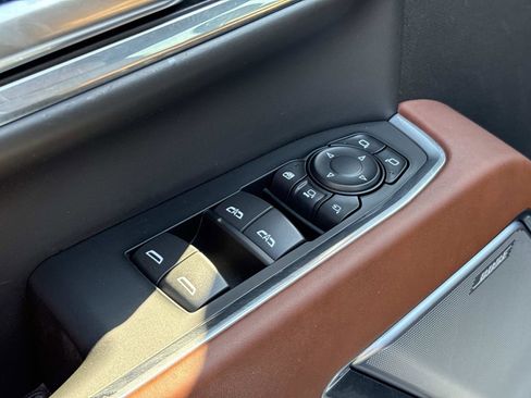 Certified 2024 GMC Sierra 2500 Denali Ultimate image 15