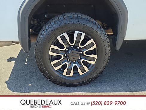 Used 2024 GMC Sierra 3500 Denali Ultimate AWD/4WD image 8