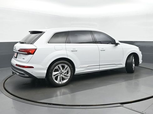 Used 2023 Audi Q7 3.0T Prestige w/ Prestige Package image 3