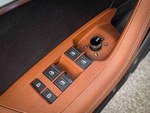 Used 2021 Audi A6 Premium Plus w/ Premium Plus Package image 40