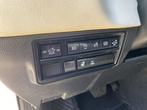 Used 2024 Toyota Tundra 1794 Edition image 12