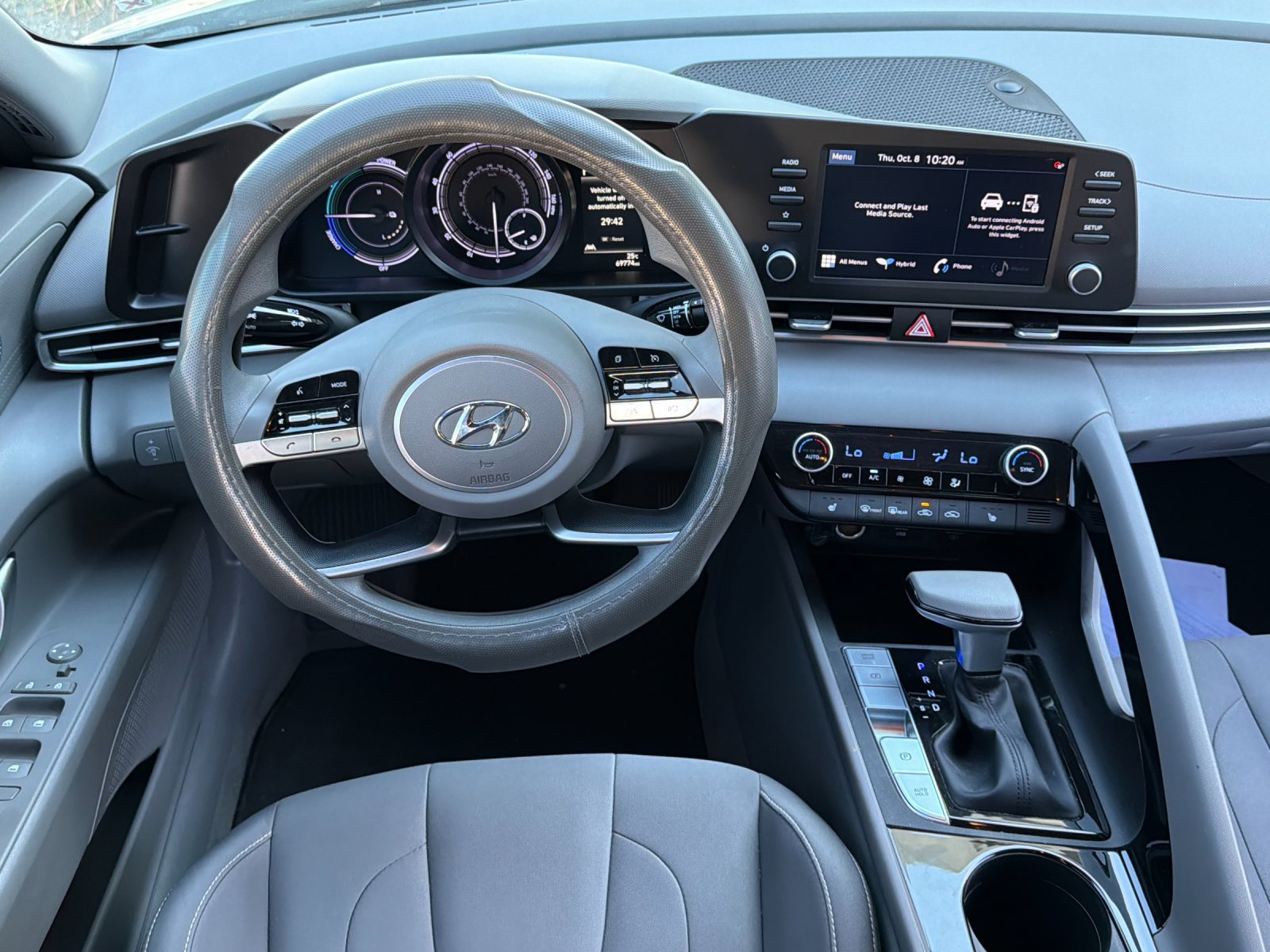 Used 2023 Hyundai Elantra Blue FWD image 13