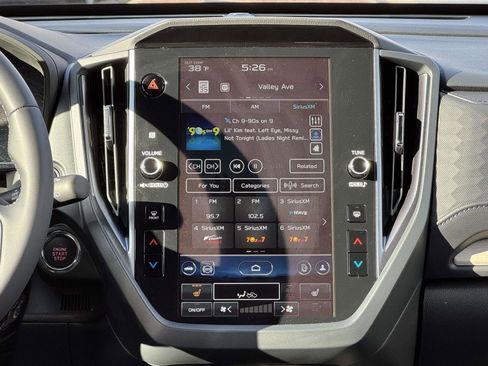 Used 2025 Subaru Forester Limited w/ Popular Package image 16