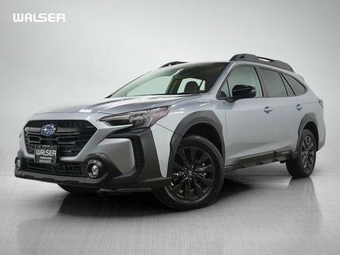 Used 2025 Subaru Outback Onyx Edition image 1