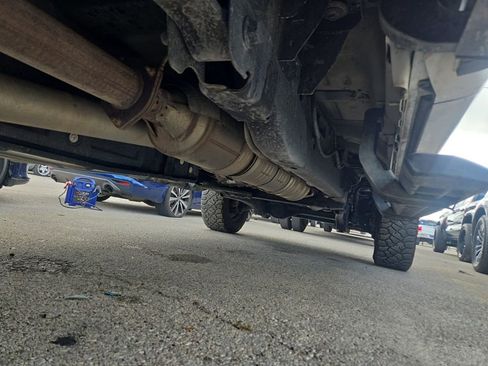 Used 2023 Ford F250 XLT w/ FX4 Off-Road Package image 19