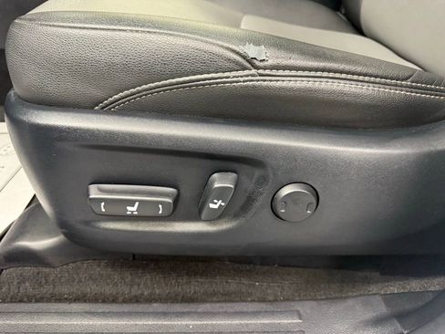 Used 2019 Toyota 4Runner 4WD image 40