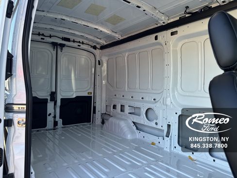 New 2026 Ford Transit 250 148 Medium Roof image 28