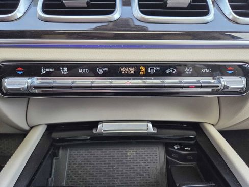 Used 2020 Mercedes-Benz GLE 350 4MATIC image 28