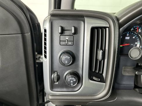 Used 2018 GMC Sierra 1500 SLT w/ SLT Premium Package AWD/4WD image 20