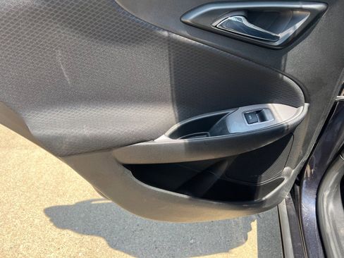 Used 2023 Chevrolet Malibu LT image 18