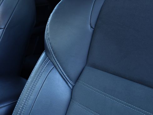 Used 2023 Mitsubishi Outlander SE image 28