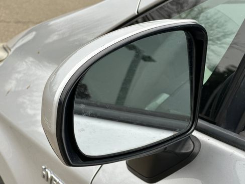 Used 2010 Toyota Prius Two image 51