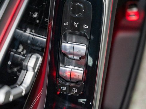 New 2026 Mercedes-Benz Maybach S 580 4MATIC image 21