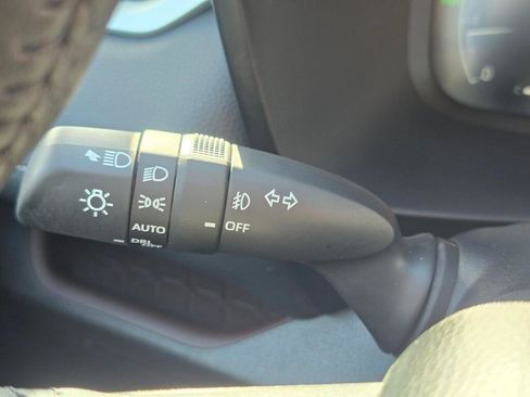 Used 2025 Toyota RAV4 Limited w/ Advanced Technology Package image 44