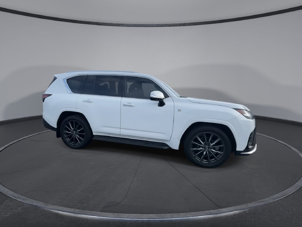 Used 2024 Lexus LX 600 F Sport AWD/4WD image 2