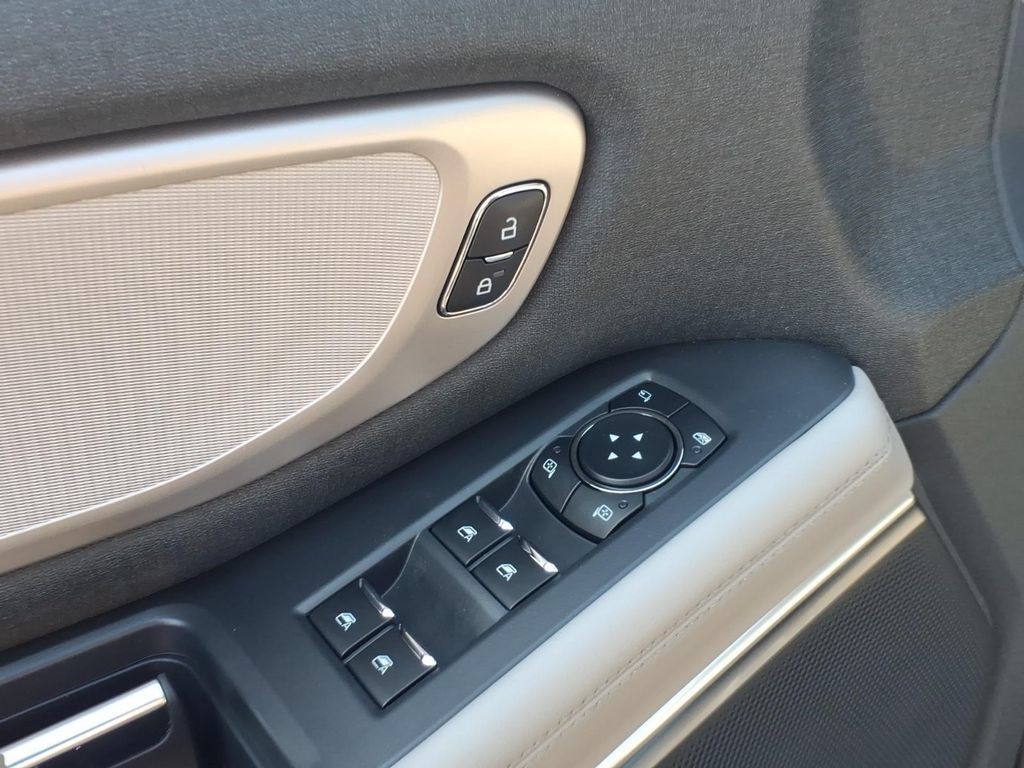 New 2026 Ford Expedition Max Active AWD/4WD image 16