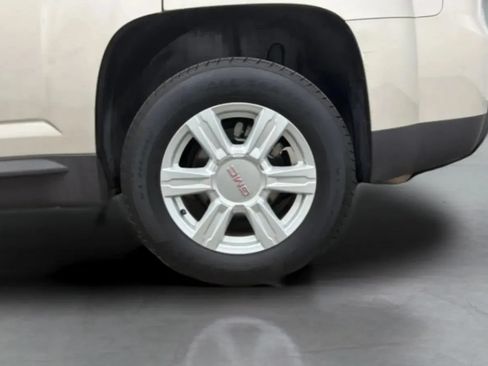 Used 2015 GMC Terrain SLE FWD image 26