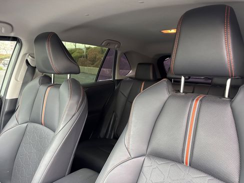 Used 2019 Toyota RAV4 Adventure image 6