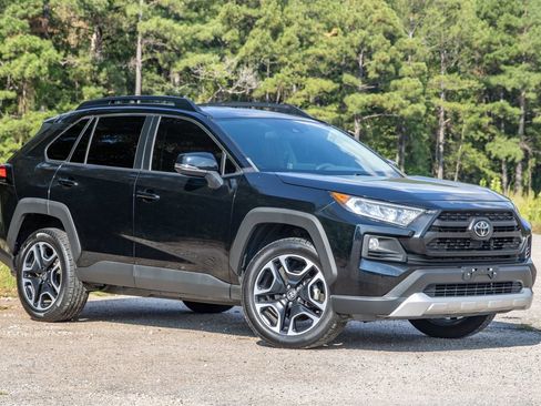 Used 2021 Toyota RAV4 Adventure AWD/4WD image 3