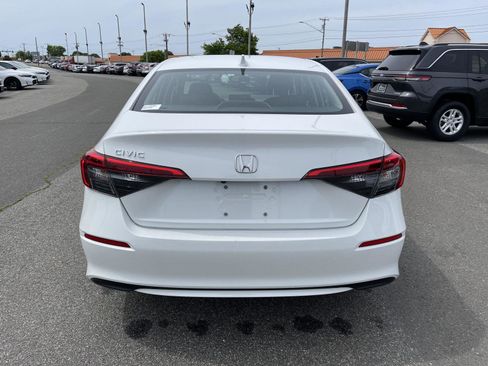 Used 2023 Honda Civic LX image 18
