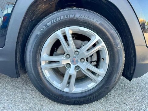 Used 2021 GMC Terrain SLE w/ Driver Convenience Package FWD image 32