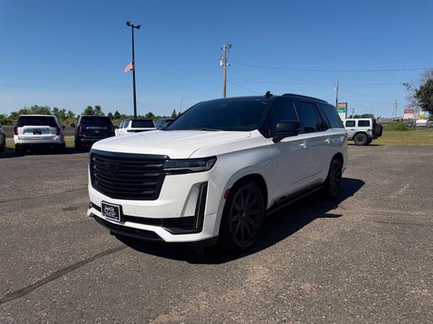Used 2021 Cadillac Escalade Premium Luxury Platinum AWD/4WD image 11