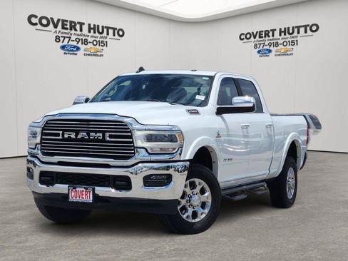 Used 2022 RAM 2500 Laramie AWD/4WD image 1