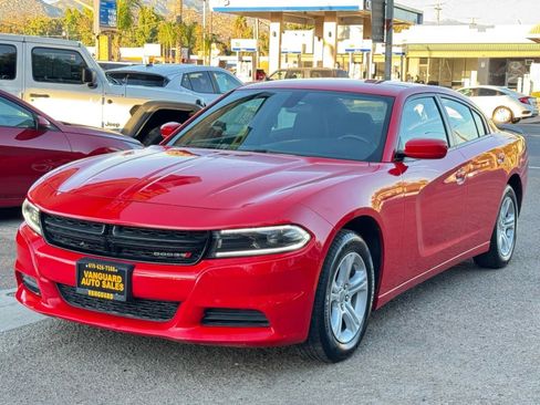 Used 2022 Dodge Charger SXT RWD image 6