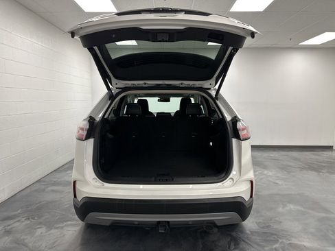 Used 2022 Ford Edge SEL w/ Convenience Package AWD/4WD image 8
