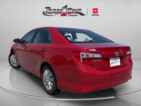 Used 2012 Toyota Camry LE image 6