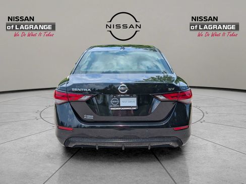 Used 2020 Nissan Sentra SV FWD image 6