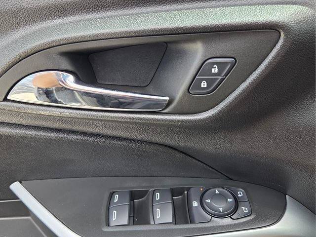 Certified 2024 Chevrolet Trax RS w/ Driver Confidence Package FWD image 21