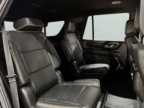 Used 2022 GMC Yukon SLT w/ SLT Luxury Package AWD/4WD image 37