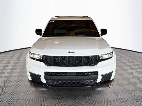 New 2025 Jeep Grand Cherokee L Limited w/ Black Appearance Package image 2