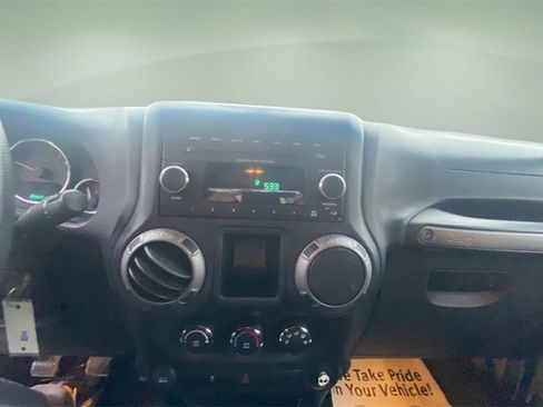 Used 2013 Jeep Wrangler Sport image 18