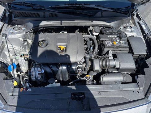 Used 2024 Kia Forte LXS w/ LXS Technology Package FWD image 20