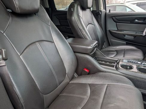 Used 2017 GMC Acadia Limited SLT AWD/4WD image 26