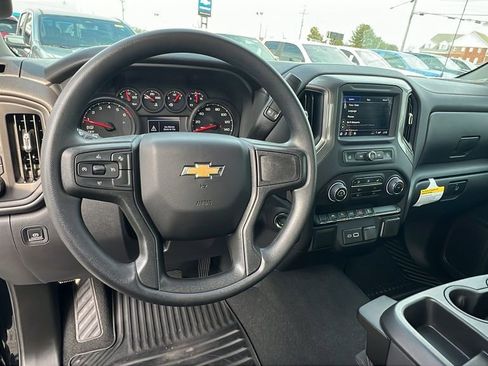 New 2025 Chevrolet Silverado 1500 Custom image 16
