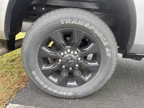 Used 2023 RAM 2500 Limited image 11